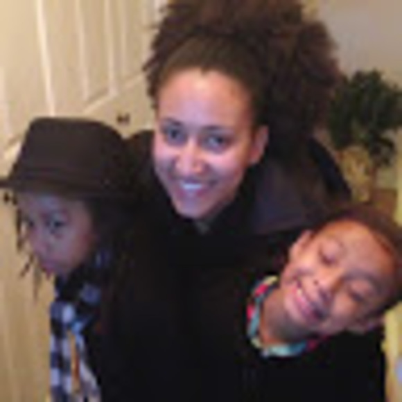 Meet your Posher, Raven - Picture 1 of 1